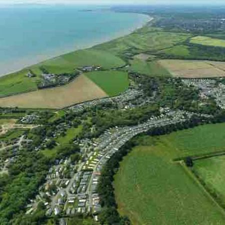 Heavenly Haven Otel Lymington Dış mekan fotoğraf